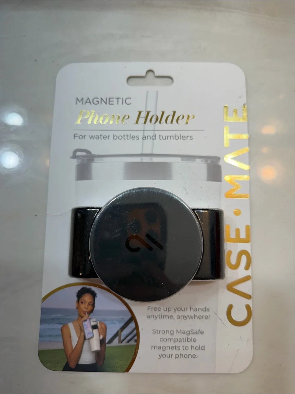 case-mate Magnetic Phone Holder Clip in Black